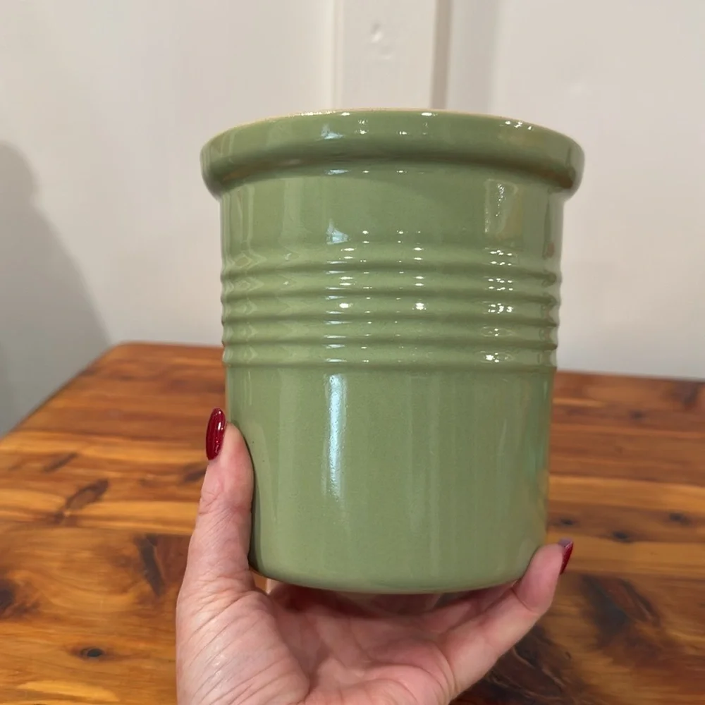 The Pampered Chef Family Heritage Stoneware Green Glazed Crock